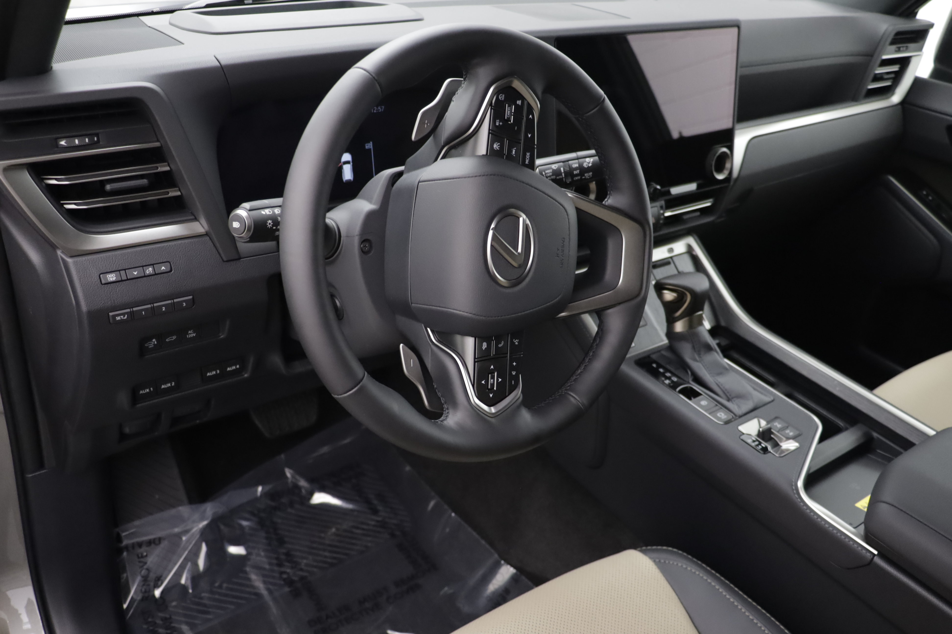 Used 2026 Lexus GX 550 AWD/4WD image 6