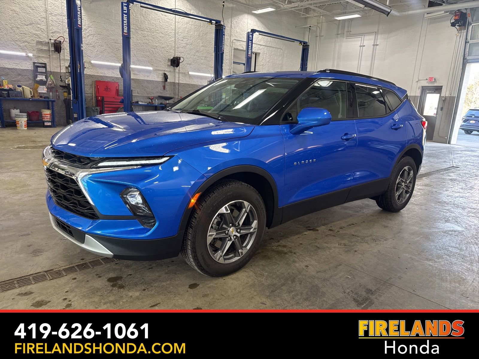 Used 2024 Chevrolet Blazer LT w/ Convenience Package image 2