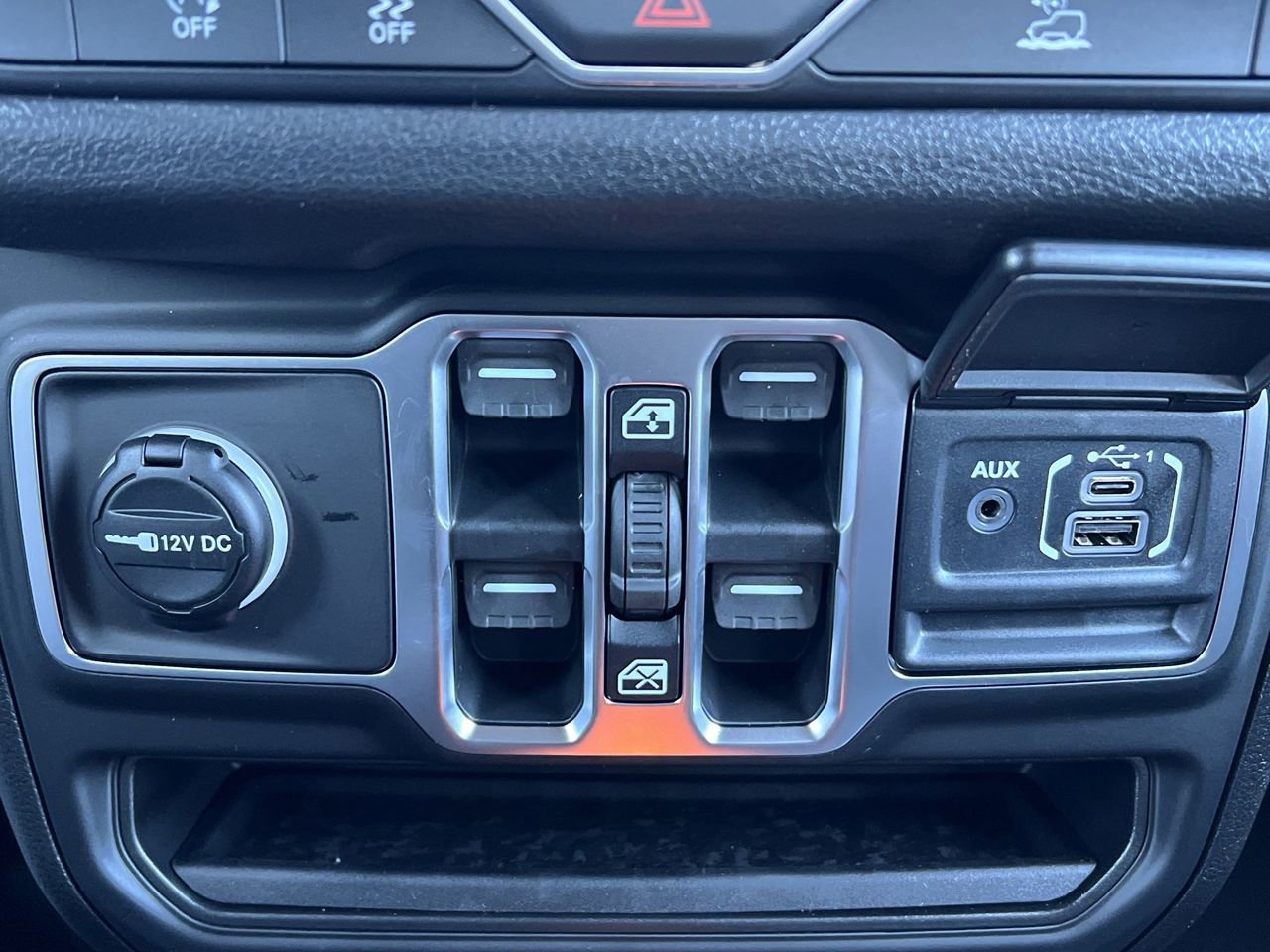 New 2026 Jeep Wrangler Sport S image 7