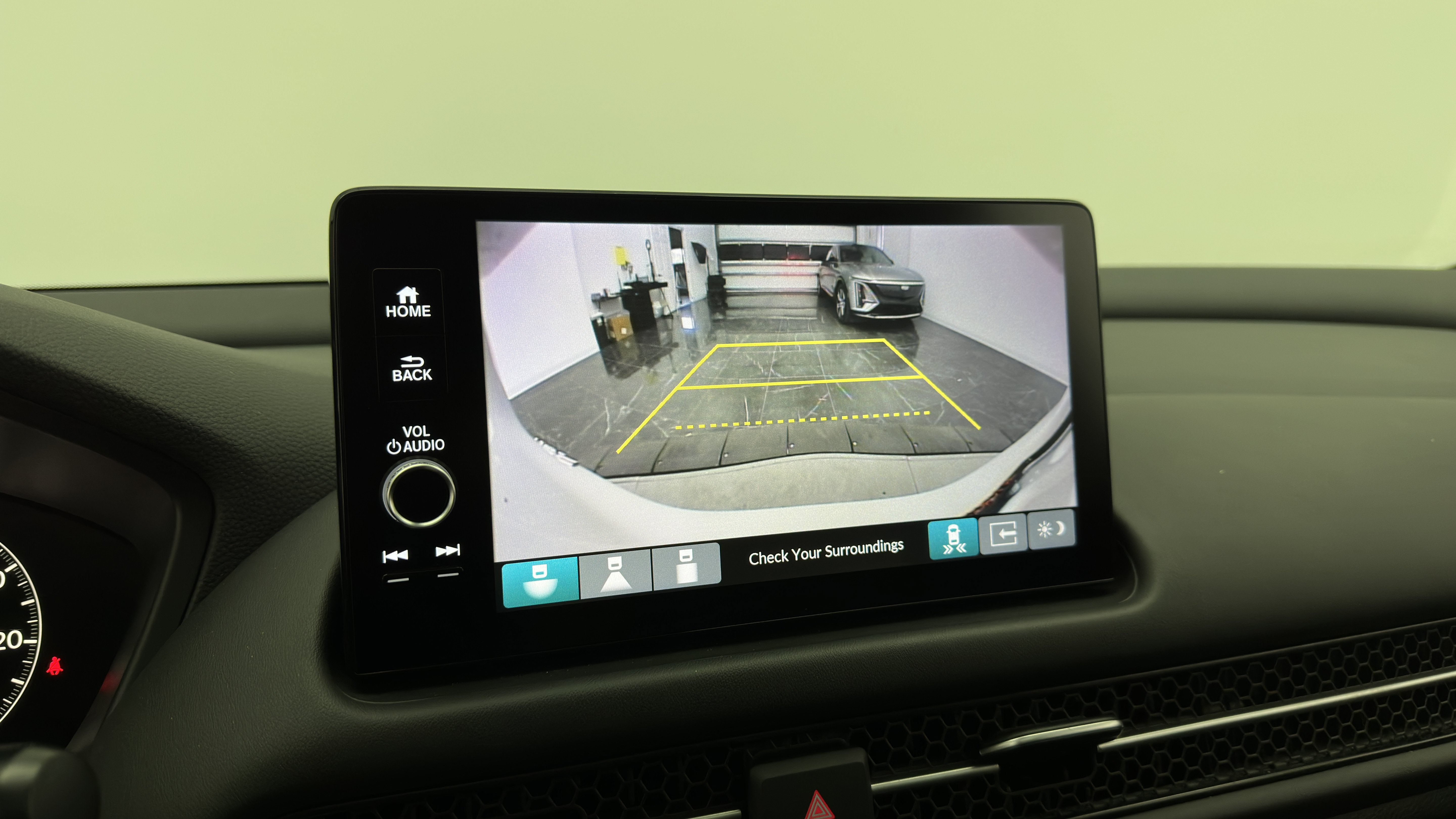 Used 2025 Honda HR-V EX-L image 25