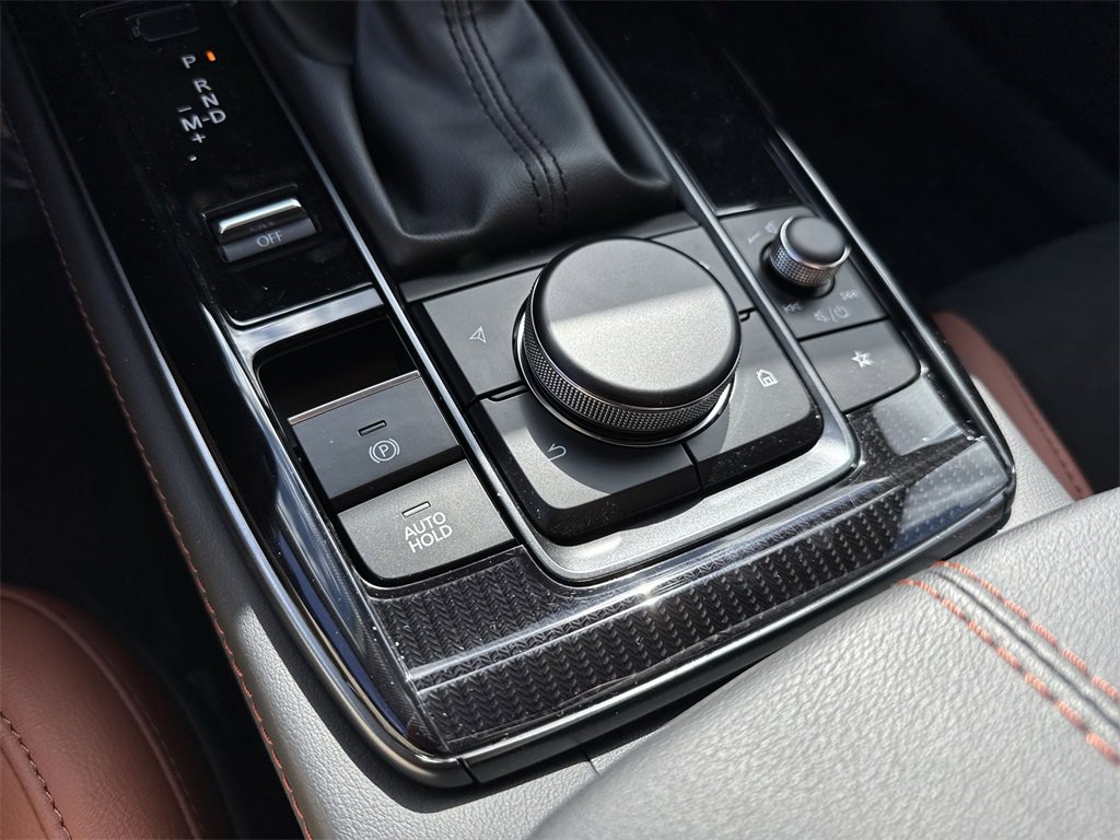 New 2024 MAZDA CX-30 Carbon image 54