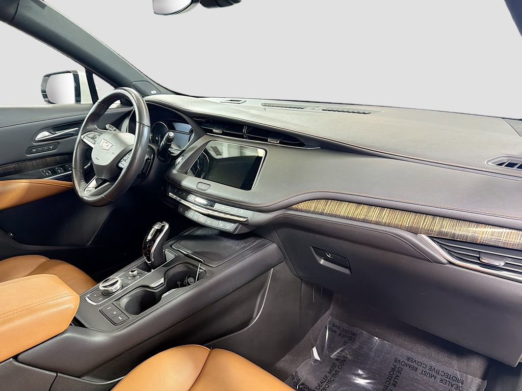 Used 2023 Cadillac XT4 Sport image 31