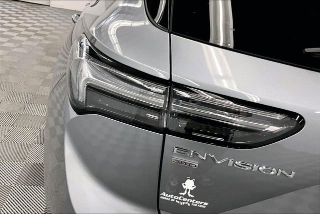 Used 2023 Buick Envision Avenir image 34