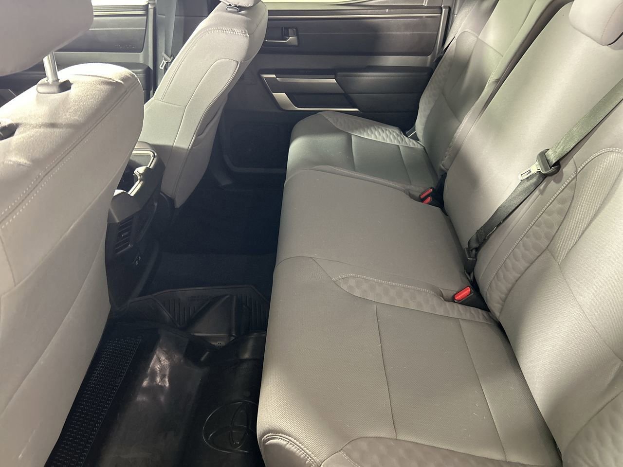 Used 2025 Toyota Tundra SR5 w/ SR5 Convenience Package AWD/4WD image 23