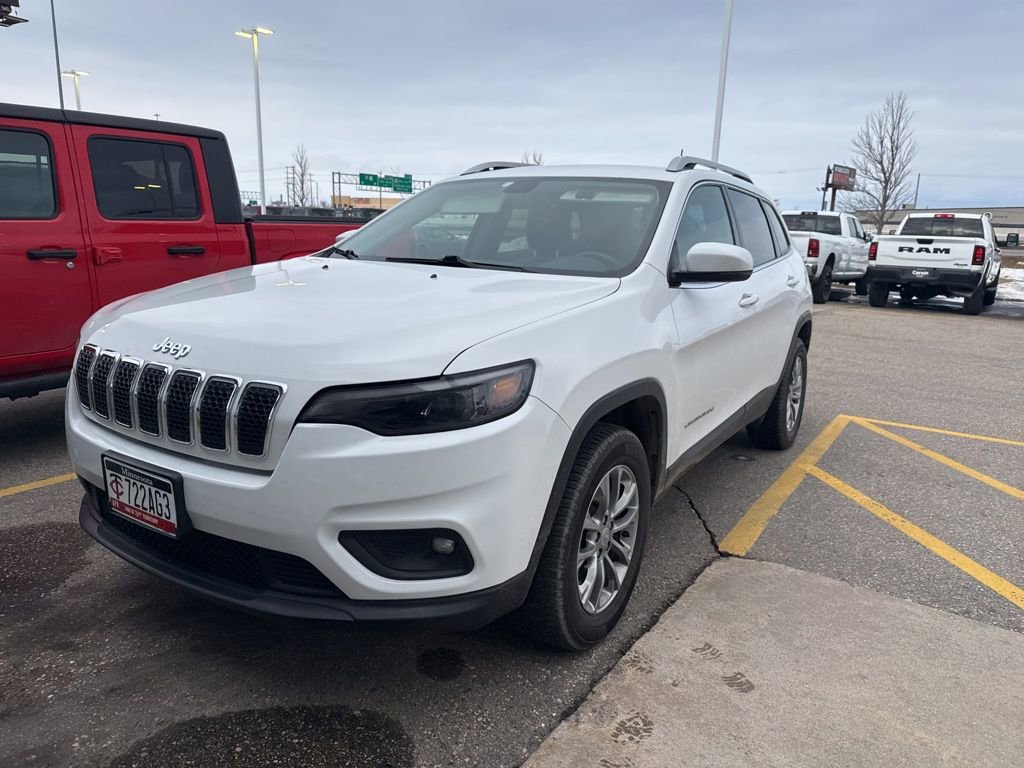 Used 2019 Jeep Cherokee Latitude Plus w/ Cold Weather Group image 3