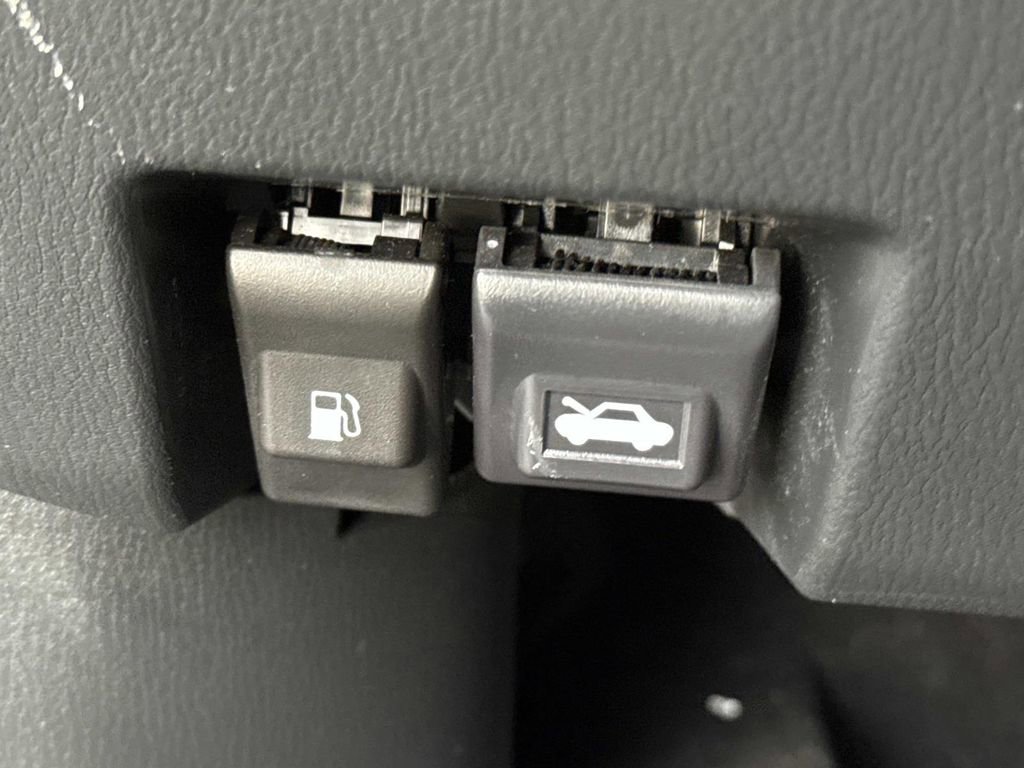 Used 2023 MAZDA CX-5 AWD 2.5 S w/ Premium Package image 47