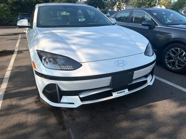 Used 2023 Hyundai Ioniq 6 SEL w/ Cargo Package RWD image 2