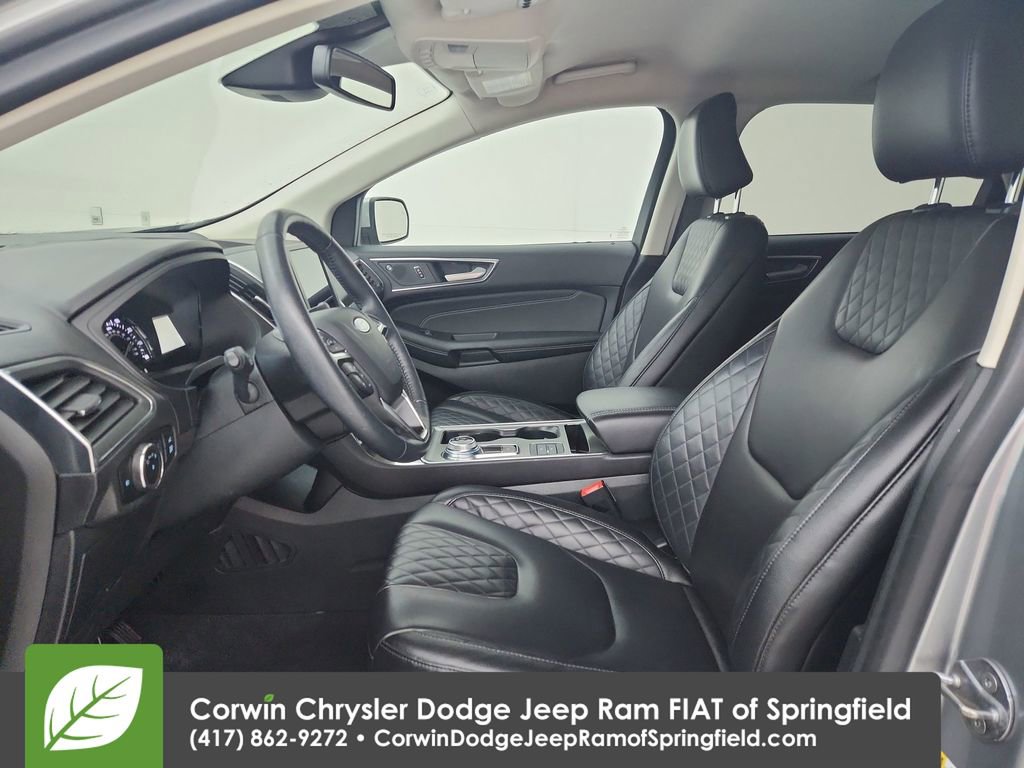 Used 2024 Ford Edge Titanium image 19