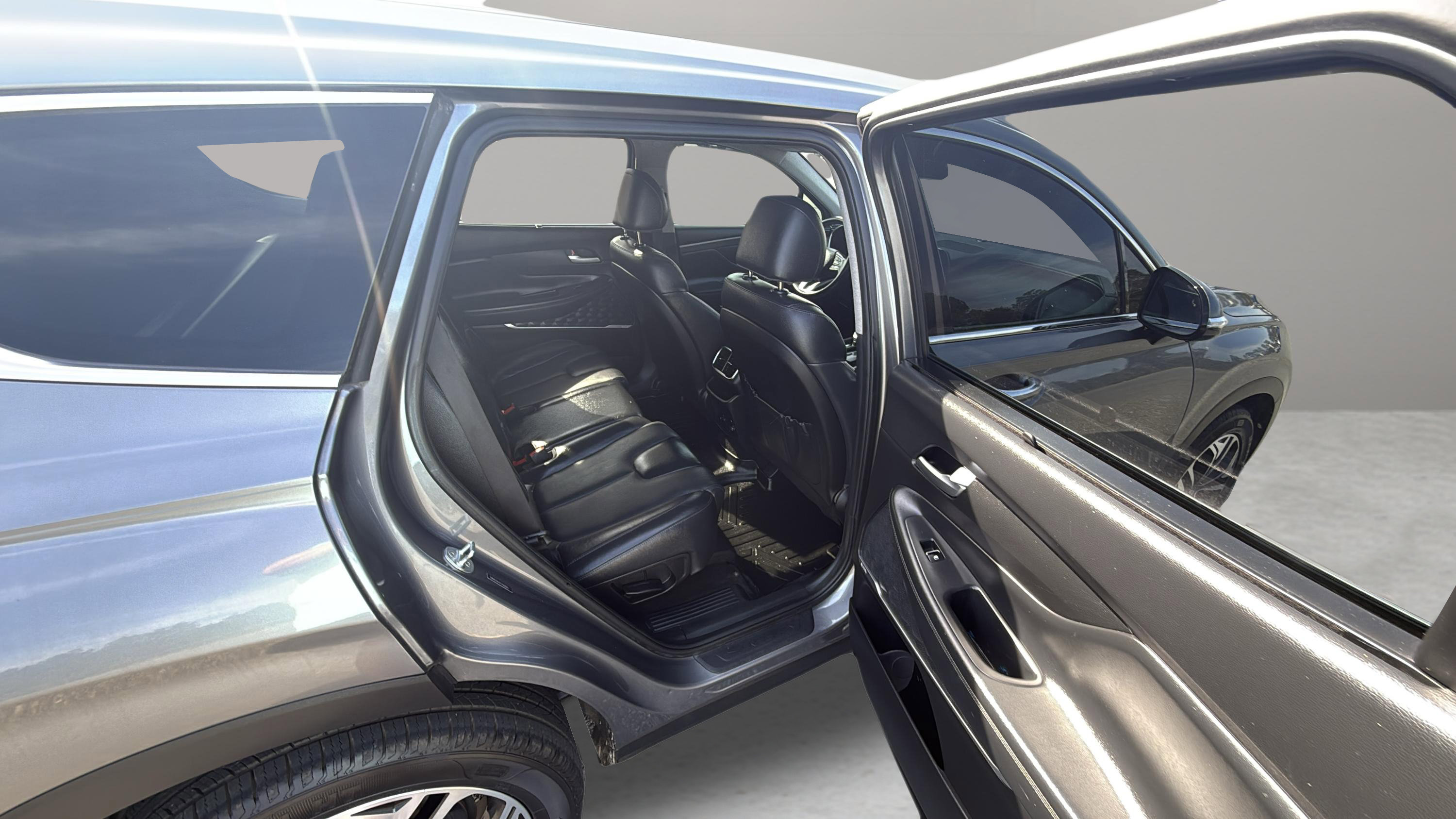 Used 2020 Hyundai Santa Fe SEL image 14