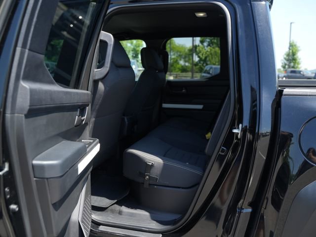 Used 2024 Toyota Tacoma TRD Off-Road AWD/4WD image 15
