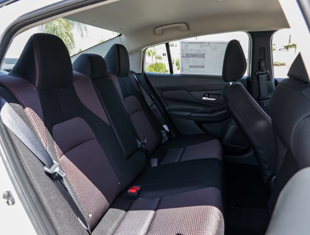 New 2026 Nissan Sentra SR w/ Floor Mat Package FWD image 20