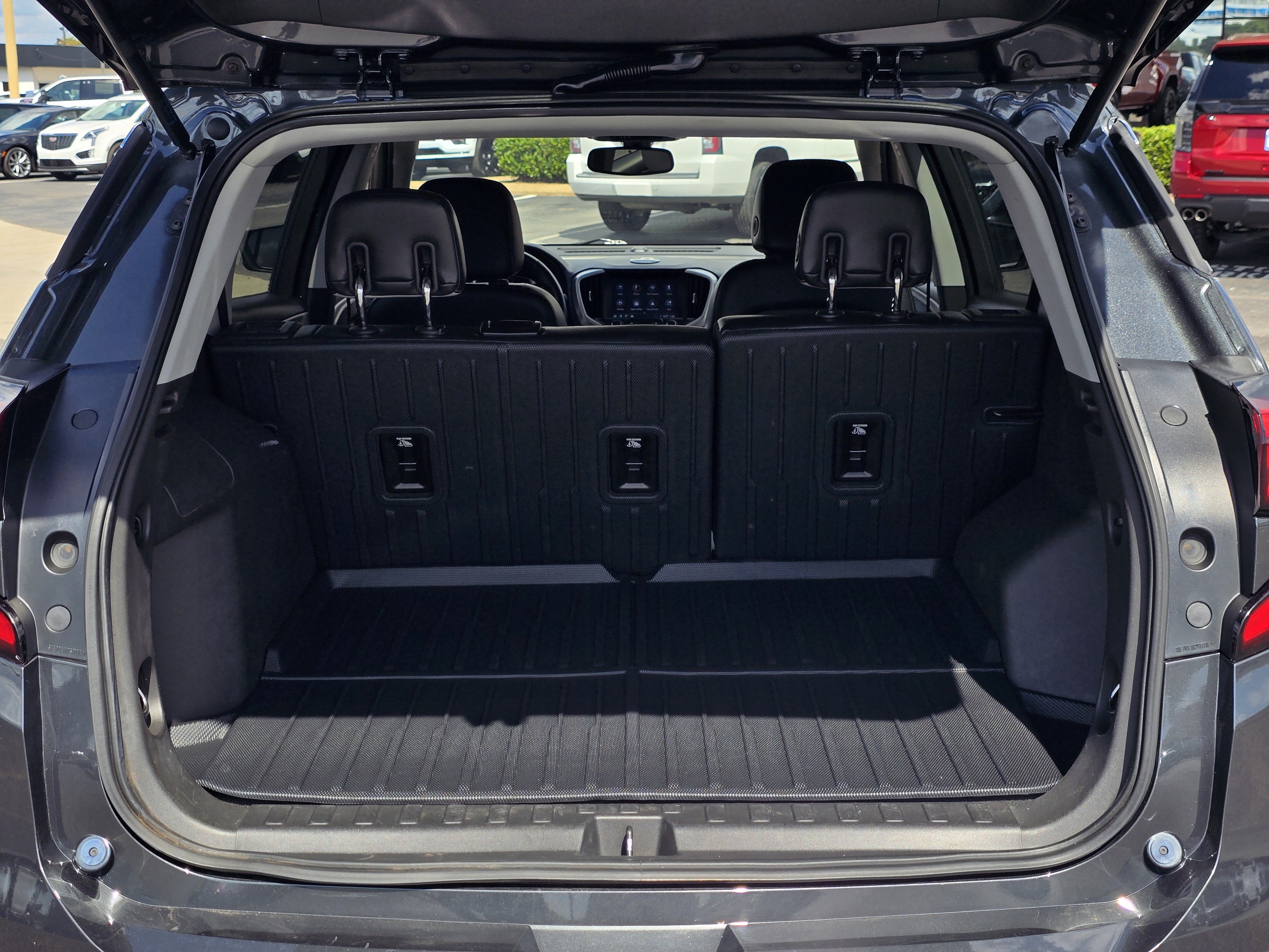 Used 2019 GMC Terrain SLT FWD image 9