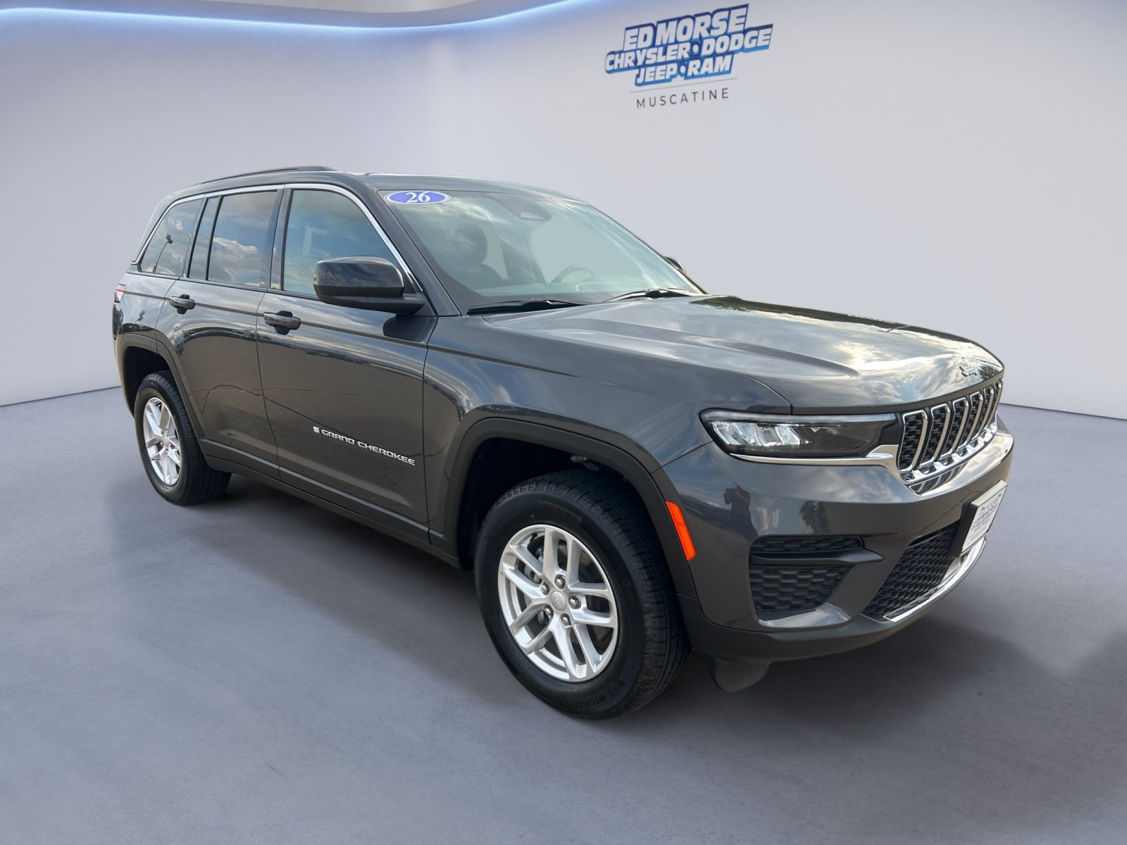 New 2026 Jeep Grand Cherokee Laredo X AWD/4WD image 7