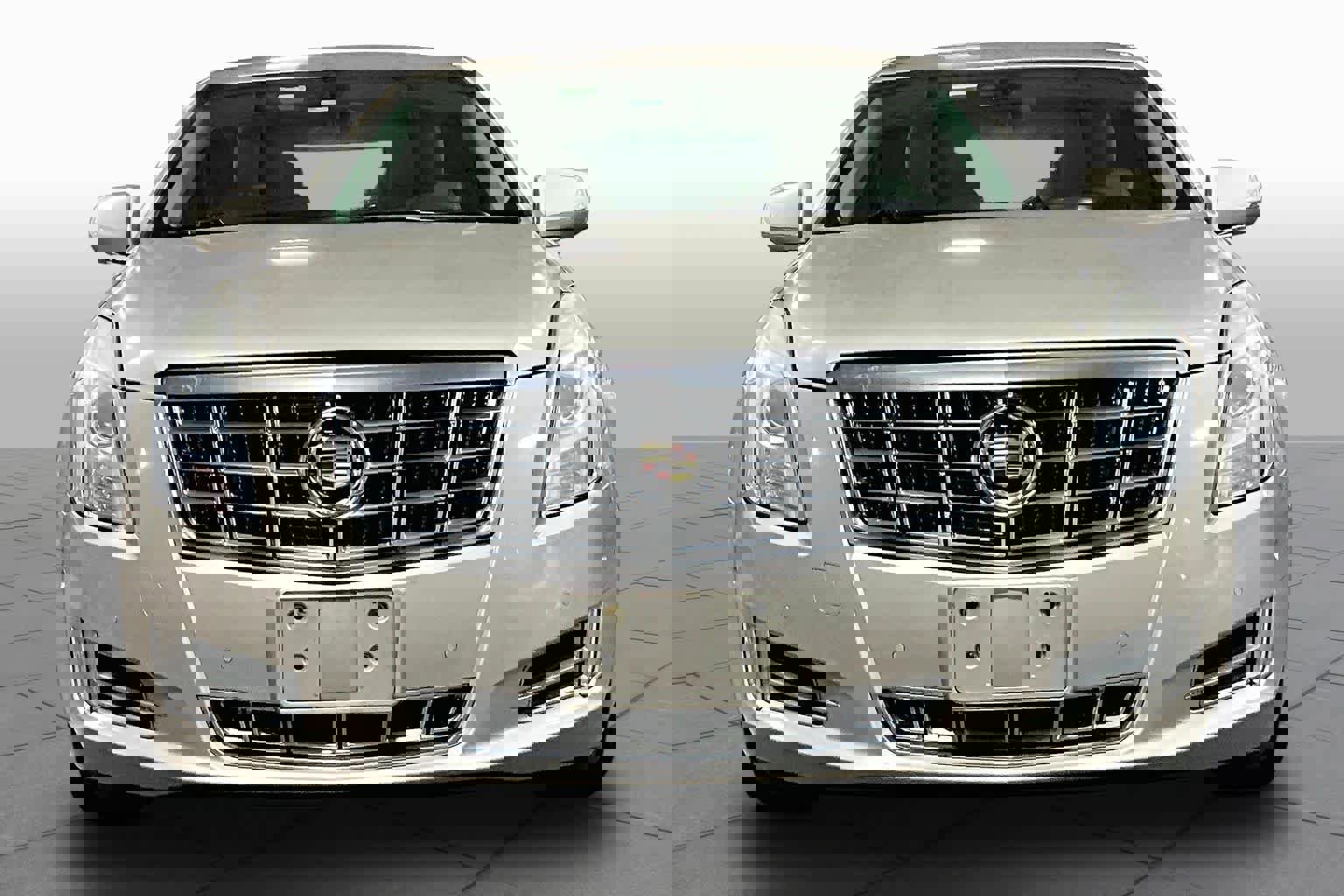 Used 2014 Cadillac XTS Luxury w/ Driver Awareness Package image 4