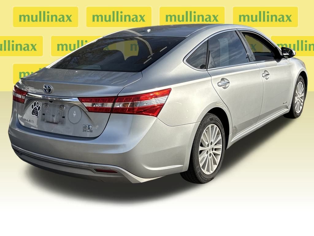 Used 2015 Toyota Avalon XLE Touring image 4