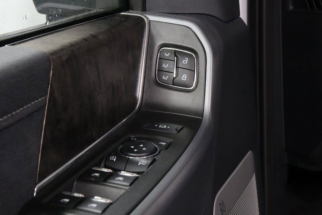 Used 2024 Ford F250 Lariat w/ Lariat Ultimate Package image 24