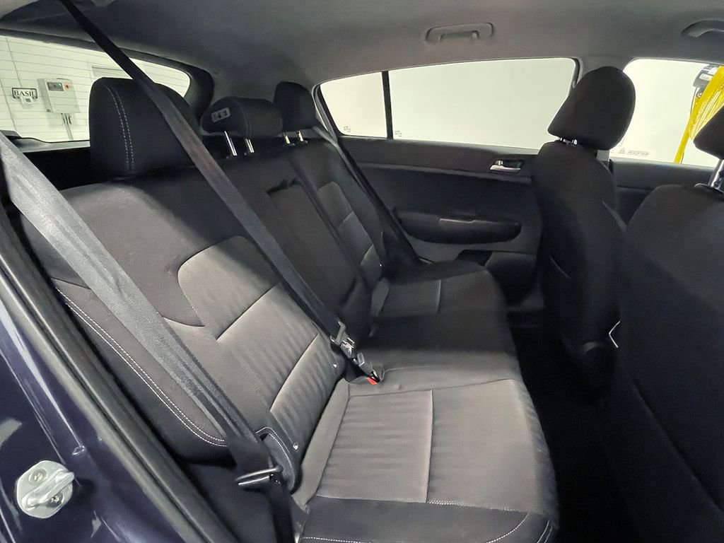 Used 2020 Kia Sportage LX image 21