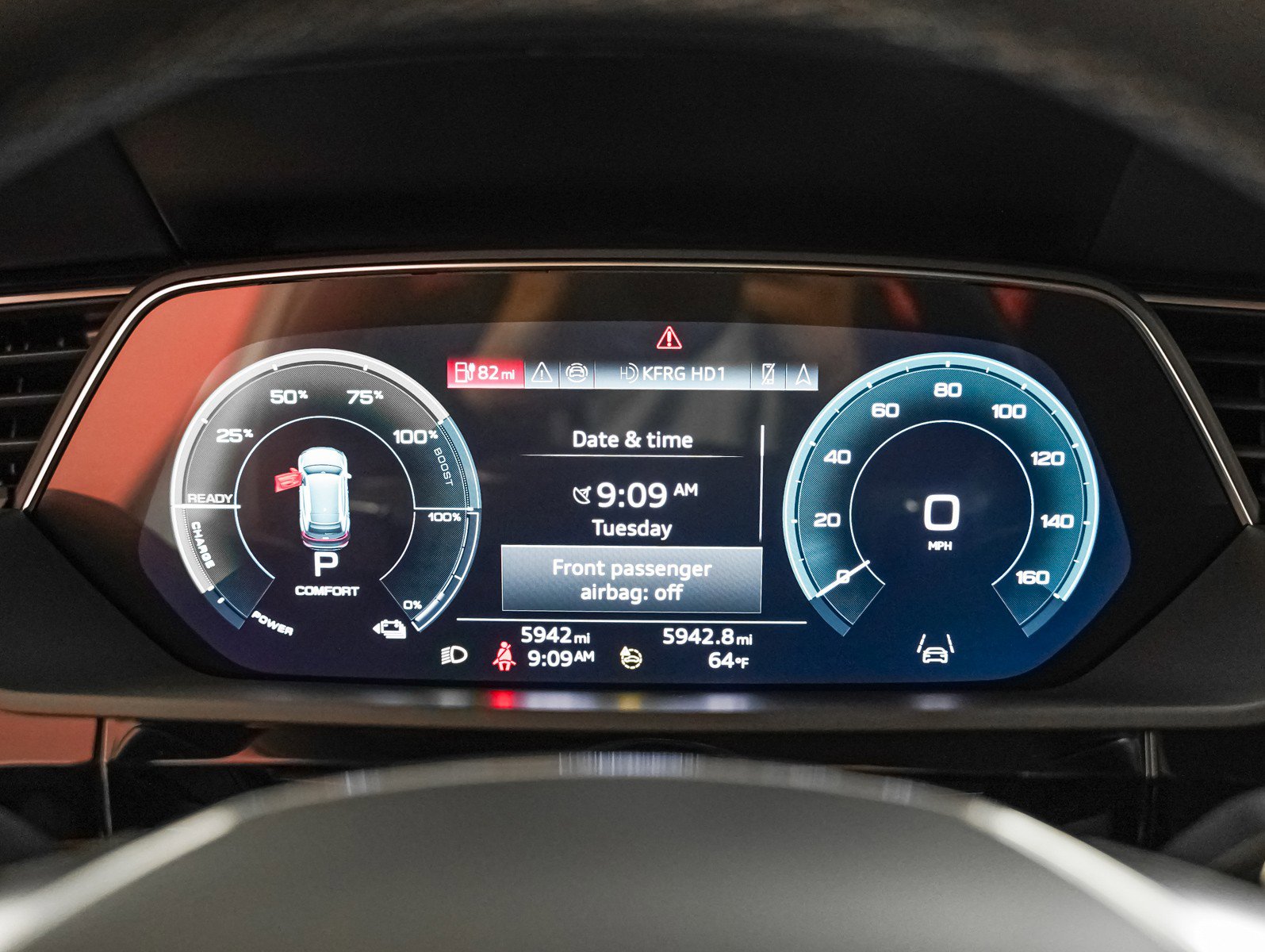 Certified 2024 Audi Q8 e-tron Prestige w/ Prestige Package image 17