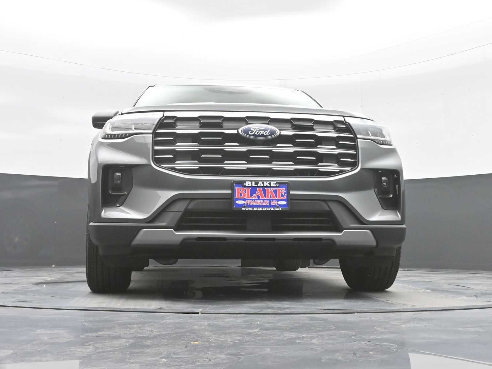 New 2026 Ford Explorer Active w/ Active Comfort Package image 17