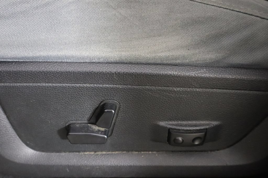 Used 2013 RAM 1500 Classic SLT RWD image 22