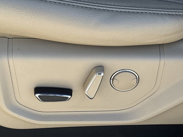 Used 2018 Ford F150 Lariat w/ FX4 Off-Road Package image 32