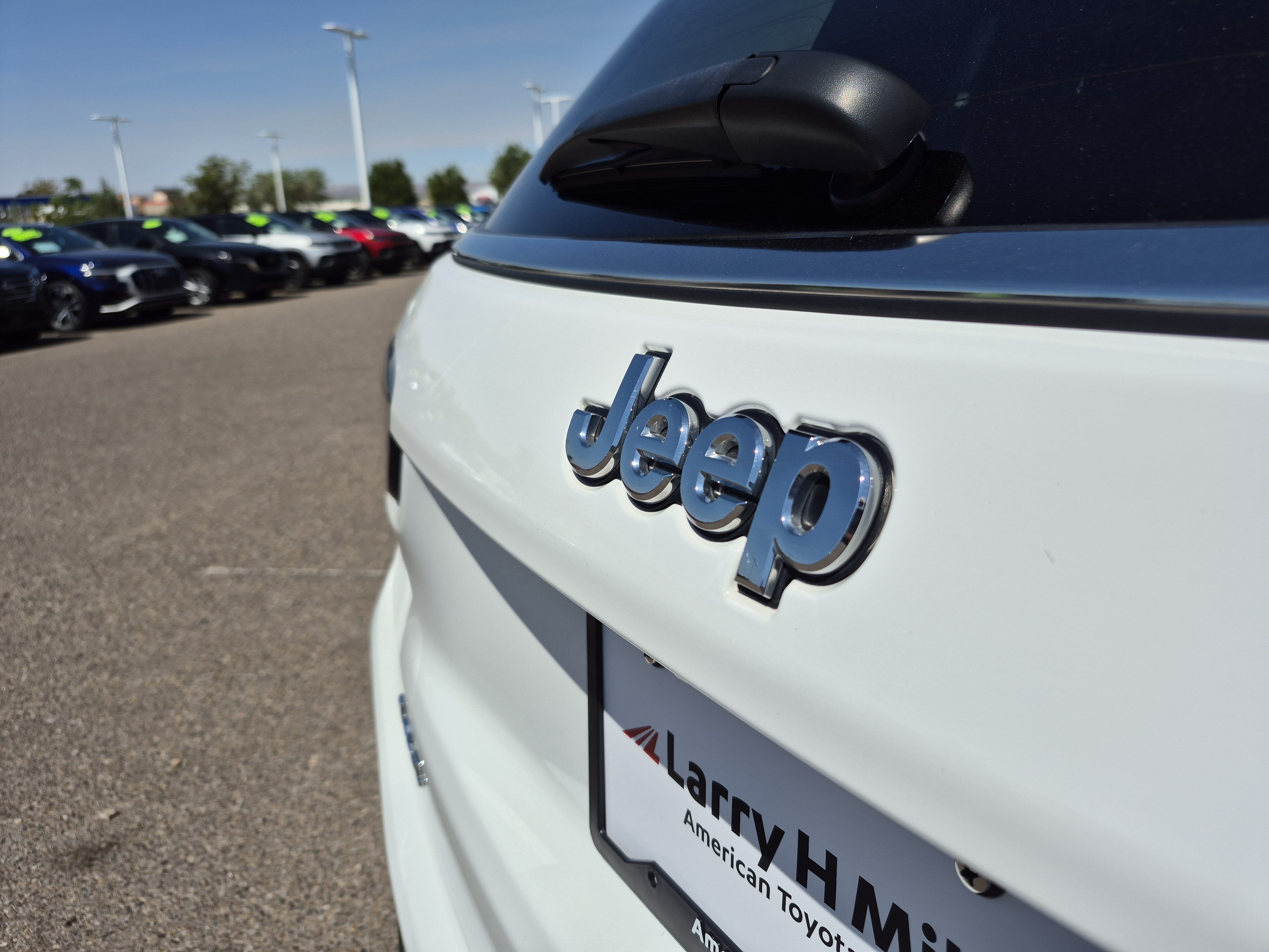 Used 2025 Jeep Compass Limited AWD/4WD image 20