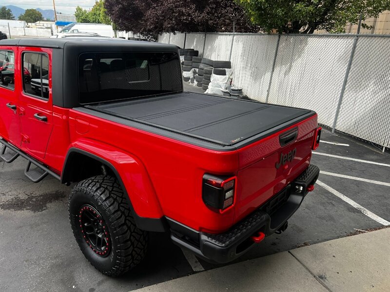Used 2020 Jeep Gladiator Rubicon AWD/4WD image 6