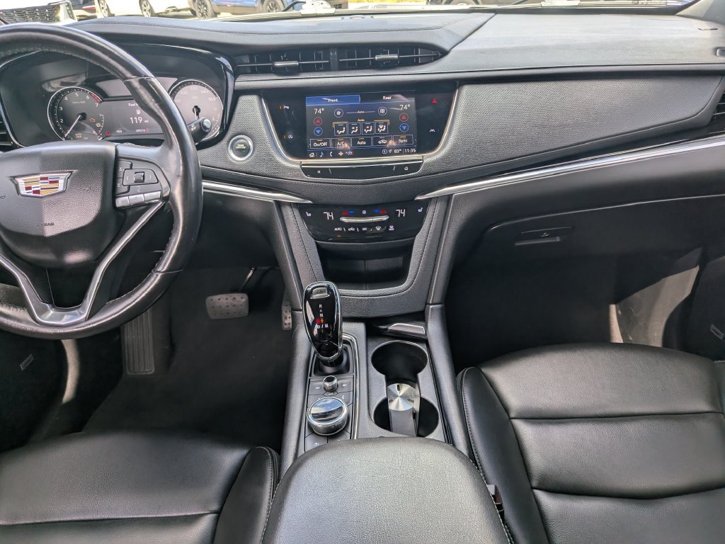 Used 2024 Cadillac XT6 Luxury FWD image 16