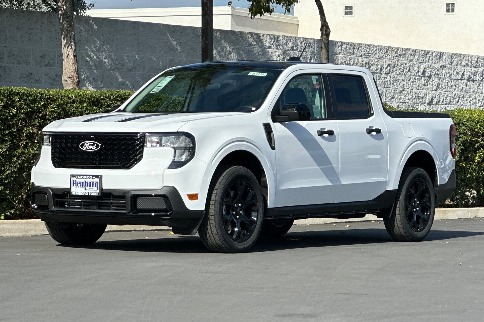 New 2025 Ford Maverick XLT w/ XLT Luxury Package image 8