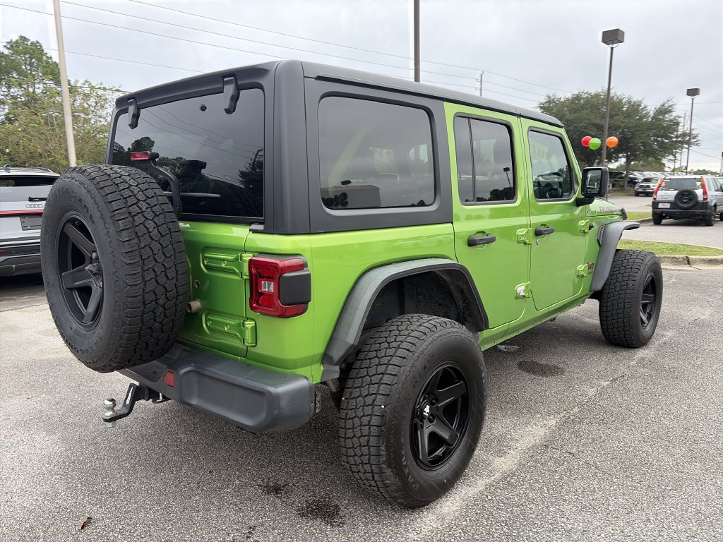 Used 2019 Jeep Wrangler Unlimited Rubicon w/ Cold Weather Group AWD/4WD image 6