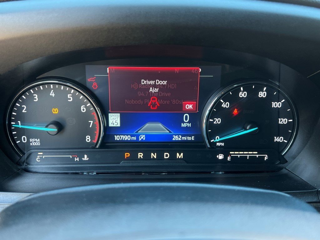 Used 2020 Ford Explorer Limited image 28