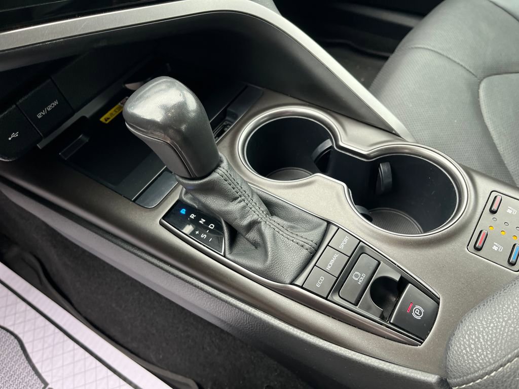 Used 2023 Toyota Camry XSE image 25