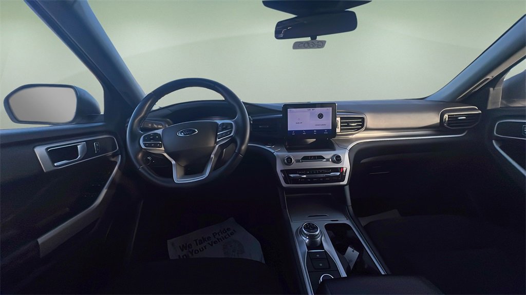 Used 2022 Ford Explorer XLT image 14