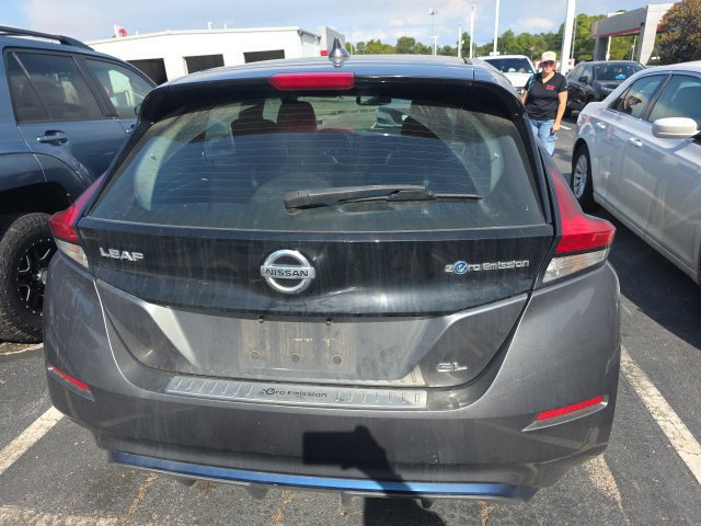 Used 2018 Nissan Leaf SL w/ SL Technology Package FWD image 5