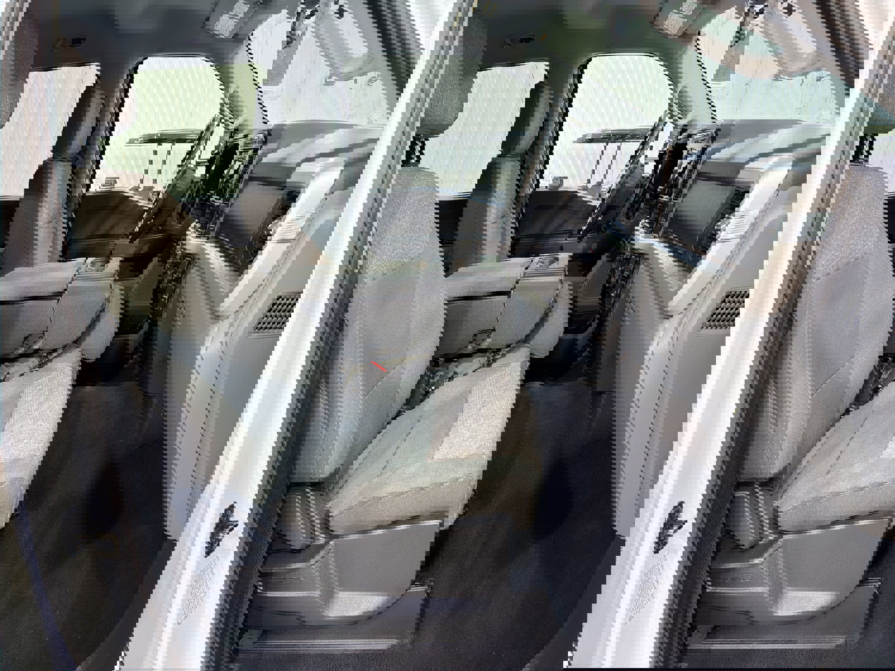 Used 2024 Ford F250 XLT w/ FX4 Off-Road Package image 27