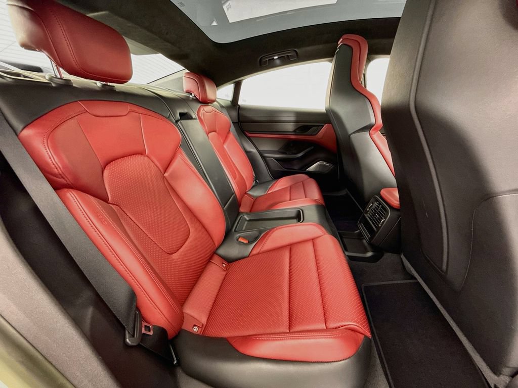 Certified 2022 Porsche Taycan GTS AWD/4WD image 29