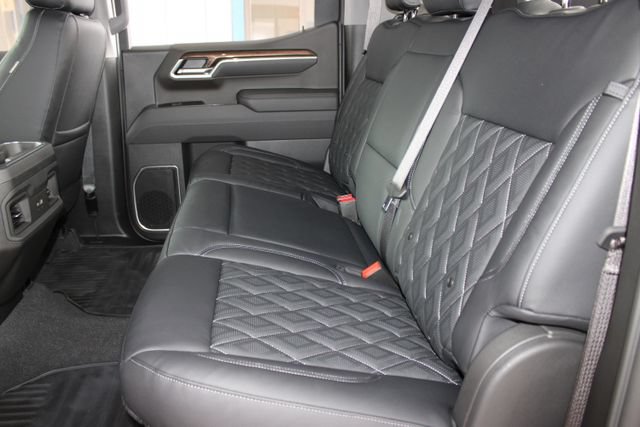 Used 2026 Chevrolet Silverado 1500 RST w/ Z71 Off-Road Package AWD/4WD image 24