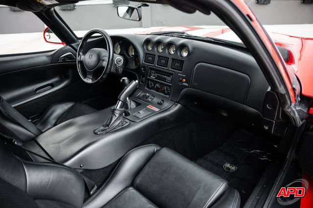 Used 2002 Dodge Viper GTS RWD image 24