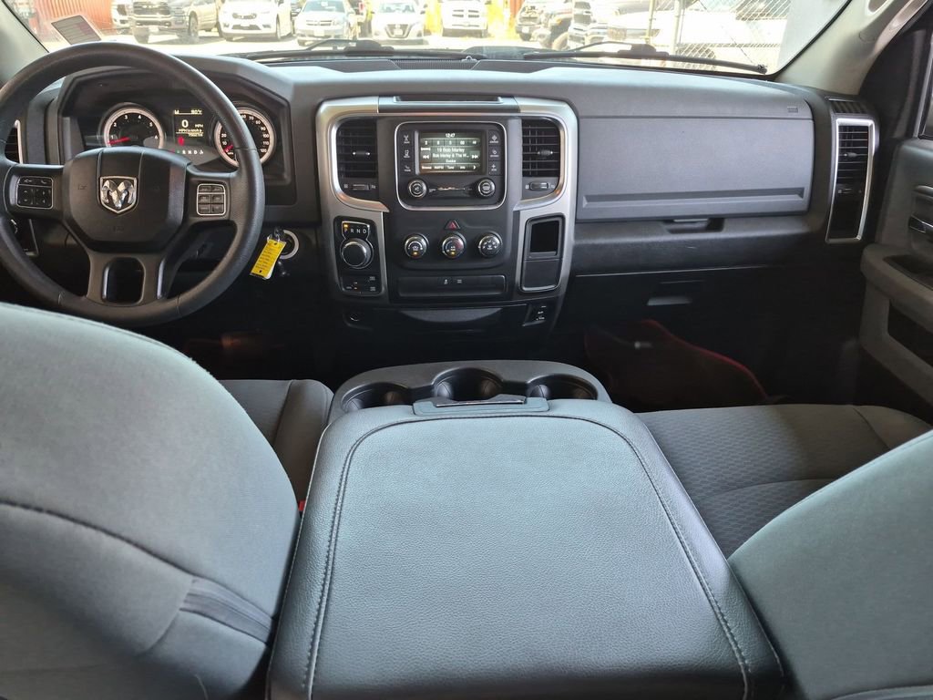 Used 2018 RAM 1500 Classic SLT AWD/4WD image 14