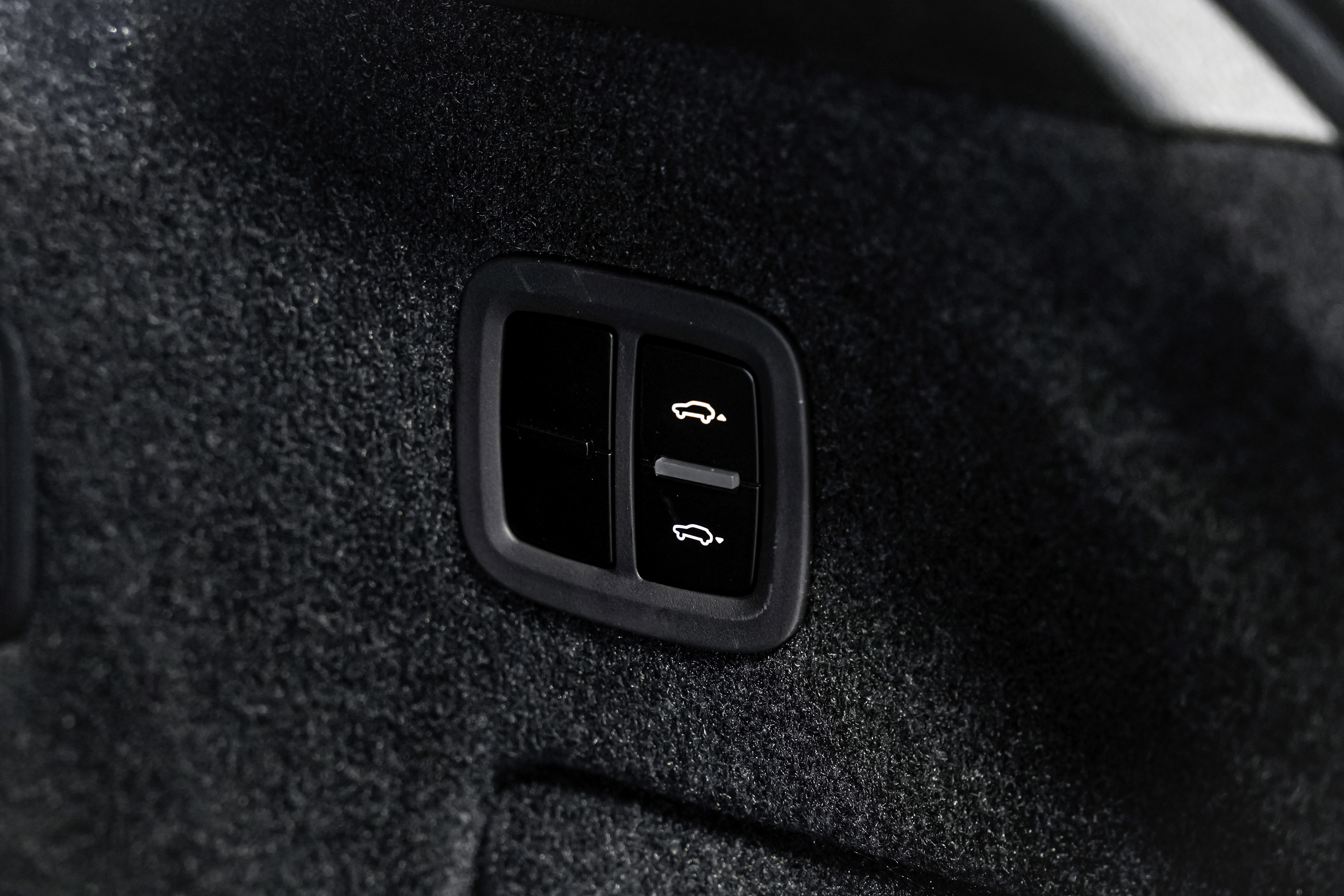 Used 2024 Porsche Cayenne Coupe image 52