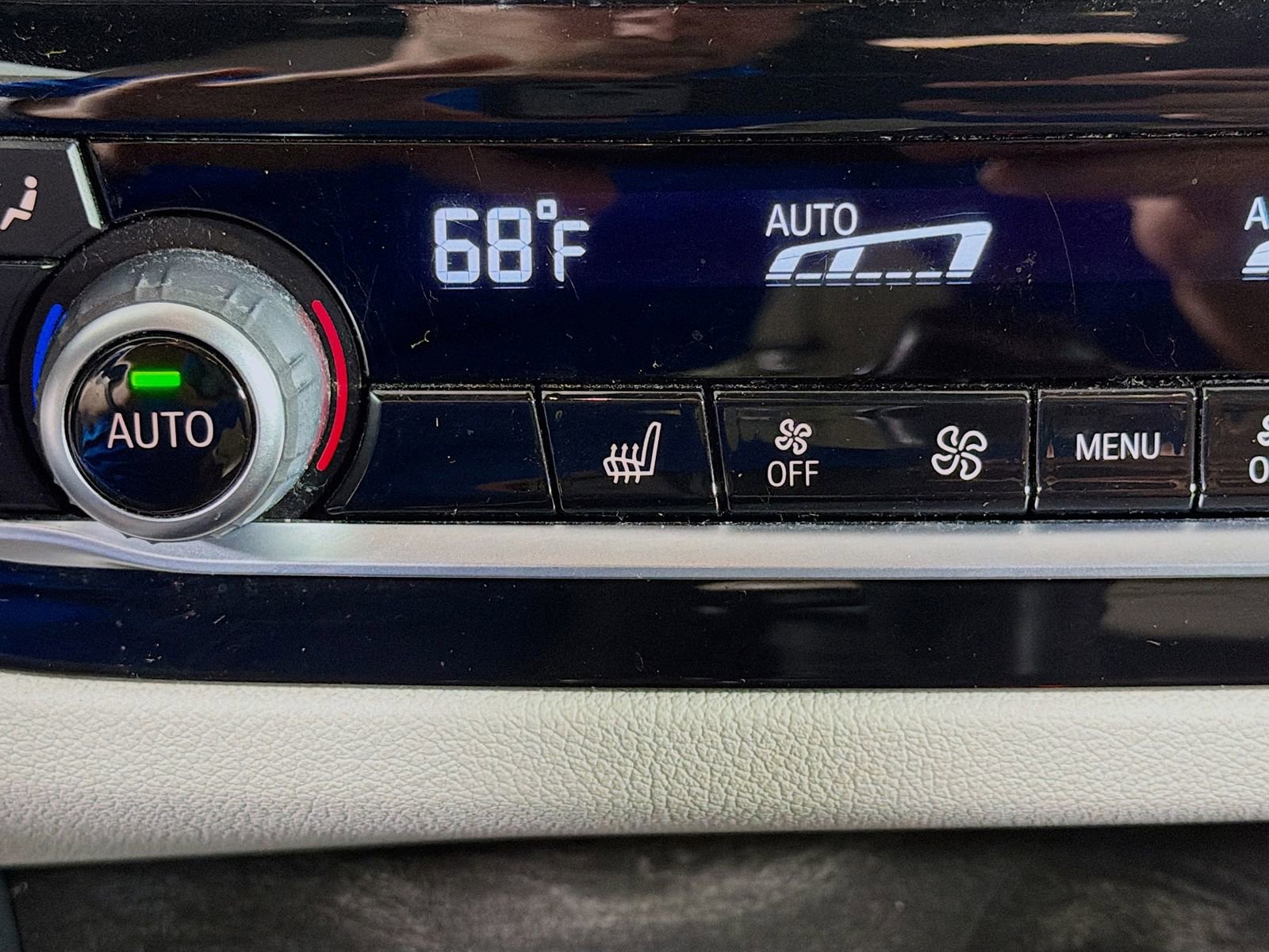 Used 2022 BMW 530i xDrive w/ Convenience Package AWD/4WD image 23