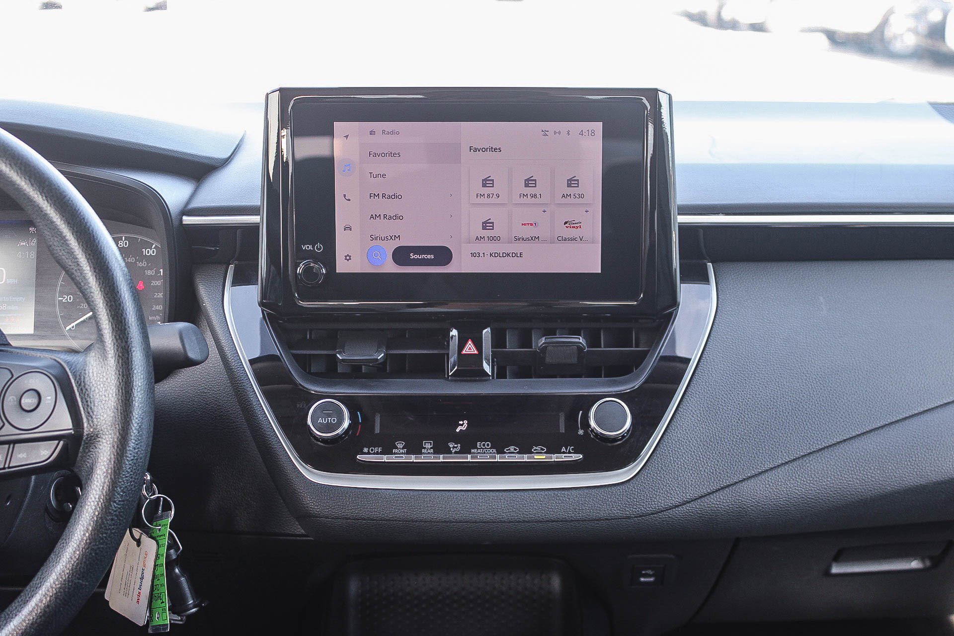 Used 2024 Toyota Corolla LE image 13