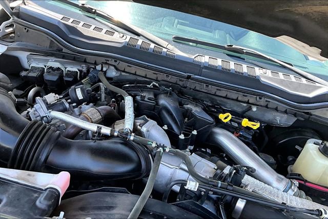 Used 2018 Ford F250 XLT w/ XLT Premium Package AWD/4WD image 34