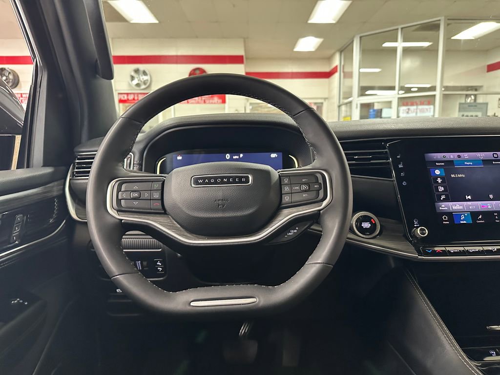 Certified 2024 Jeep Wagoneer Series II AWD/4WD image 16