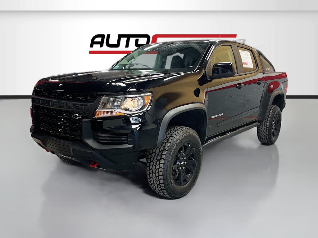 Used 2021 Chevrolet Colorado ZR2 w/ ZR2 Midnight Special Edition AWD/4WD image 3