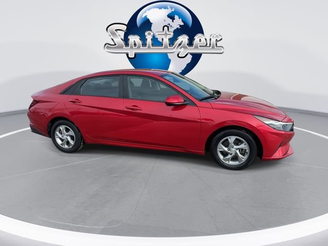 Used 2021 Hyundai Elantra SE image 10
