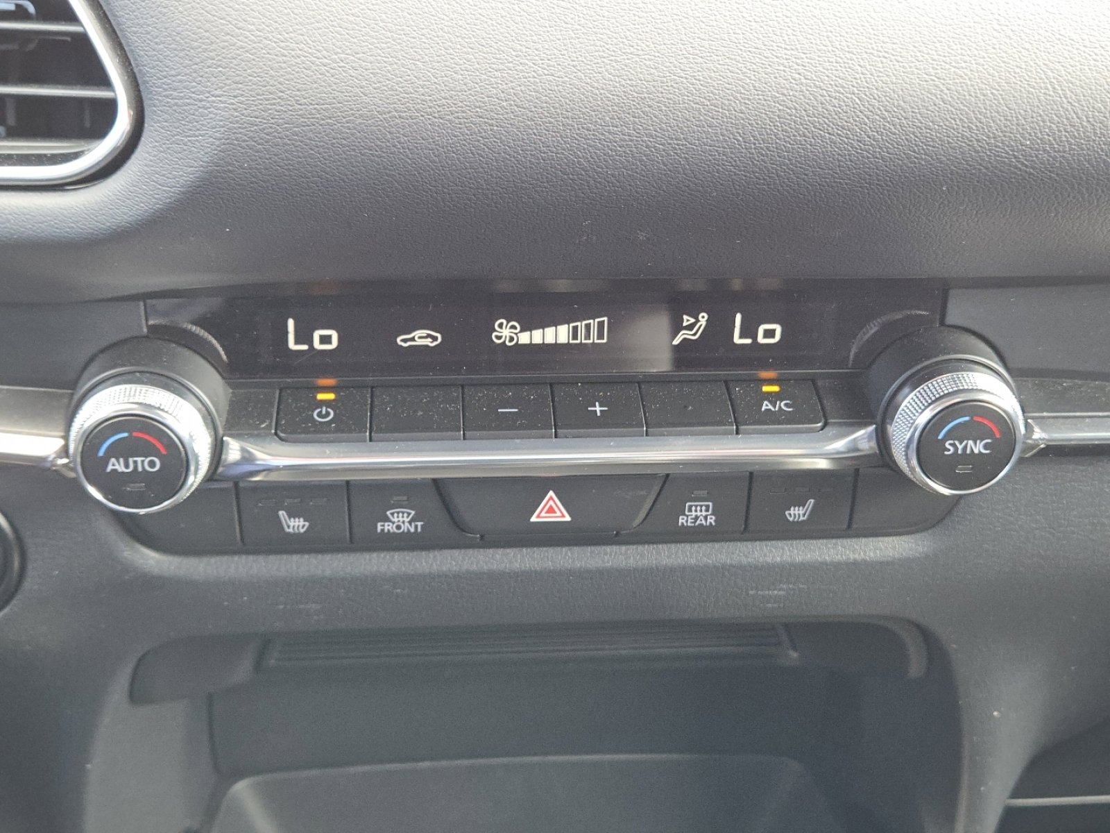 Used 2023 MAZDA CX-30 AWD 2.5 S w/ Preferred Package image 32