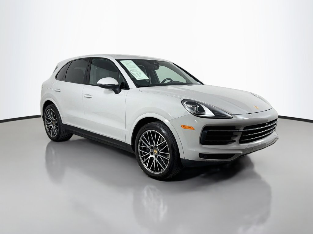 Used 2023 Porsche Cayenne Platinum Edition AWD/4WD image 3