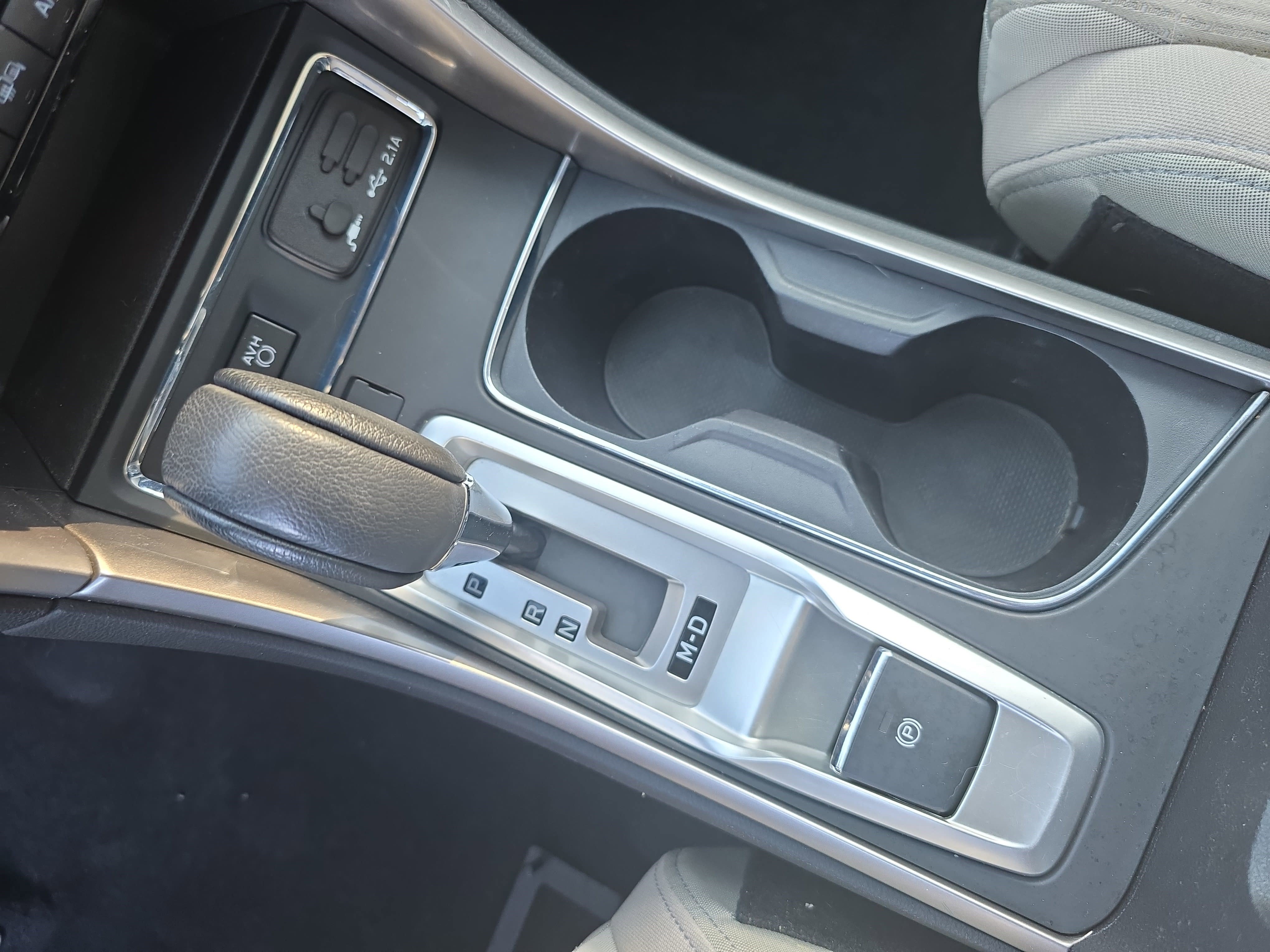 Used 2020 Subaru Ascent Premium w/ Convenience Package image 26