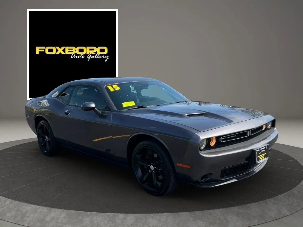 Used 2015 Dodge Challenger SXT w/ Super Sport Group (SS/T) image 3